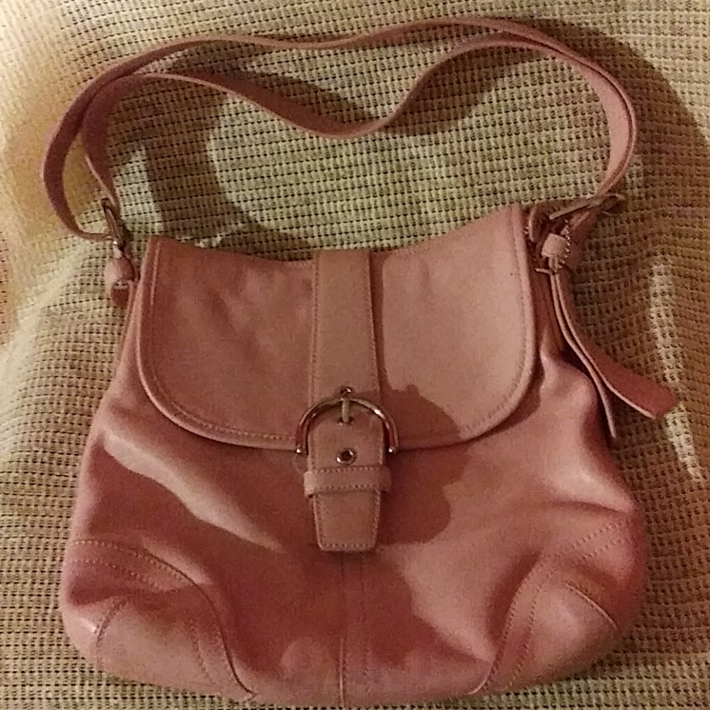 Pretty pink cross body bag.